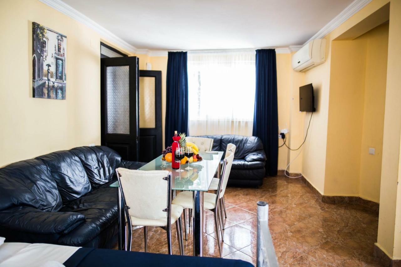 Central Apart-Hotel Batumi Exteriér fotografie